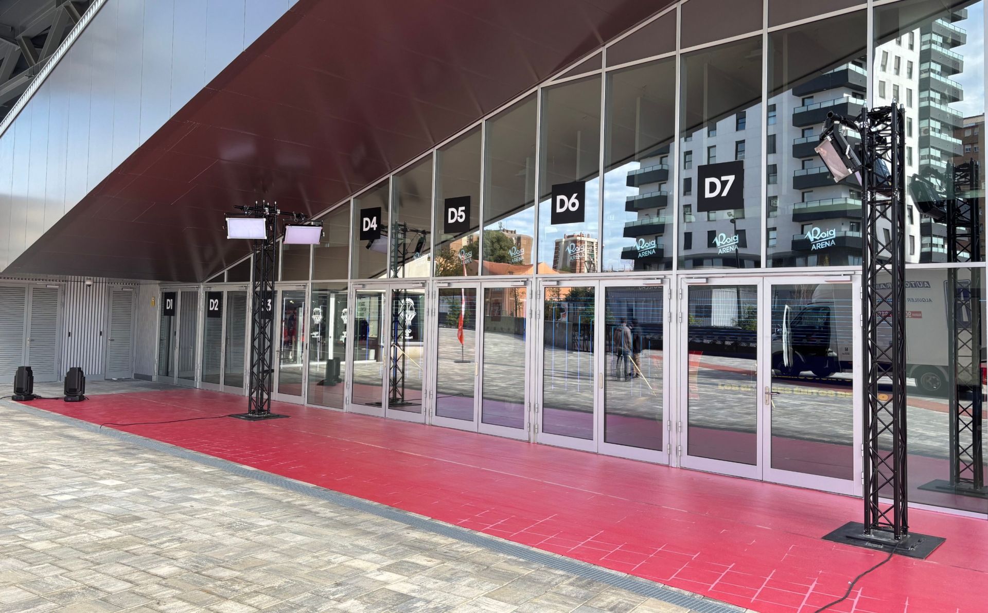 El Roig Arena extiende ya la alfombra roja para Rosalía